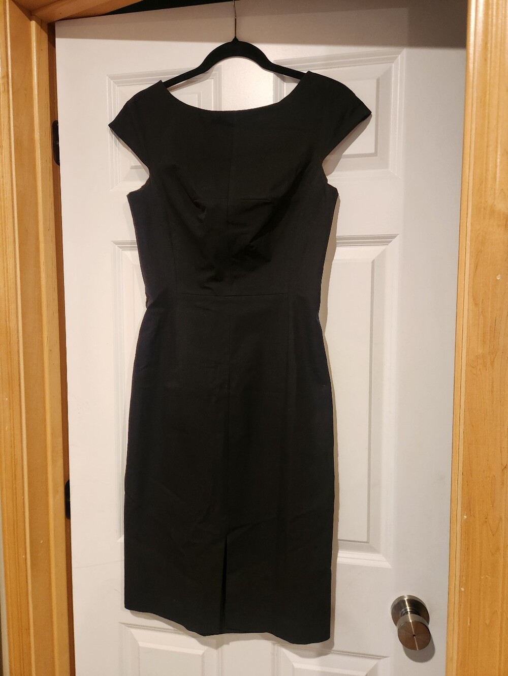 Banana Republic Black Cap-Sleeve Midi Sheath Dress, Size 6